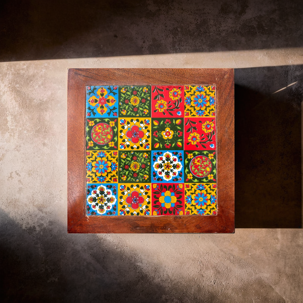 Blue Pottery Chowki 16 Tile